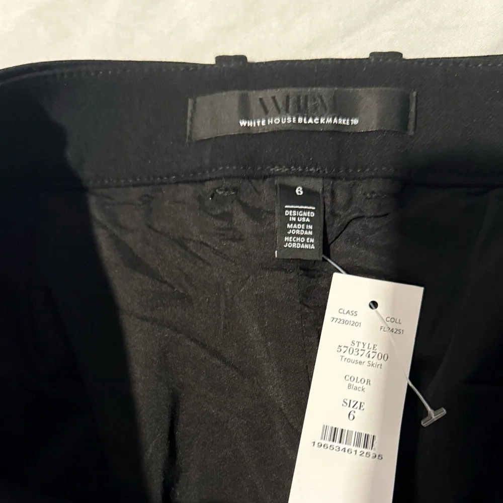 White House Black Market Elegant Black Pencil Skirt size 6
